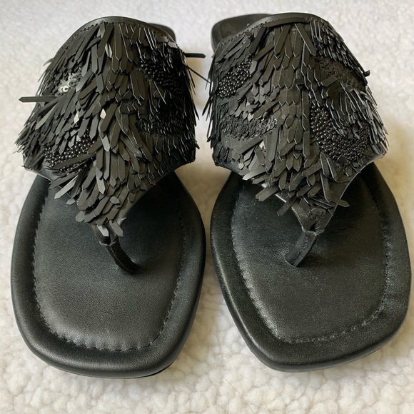 Donald J. Pliner Shoes - Donald J Pliner Sandals